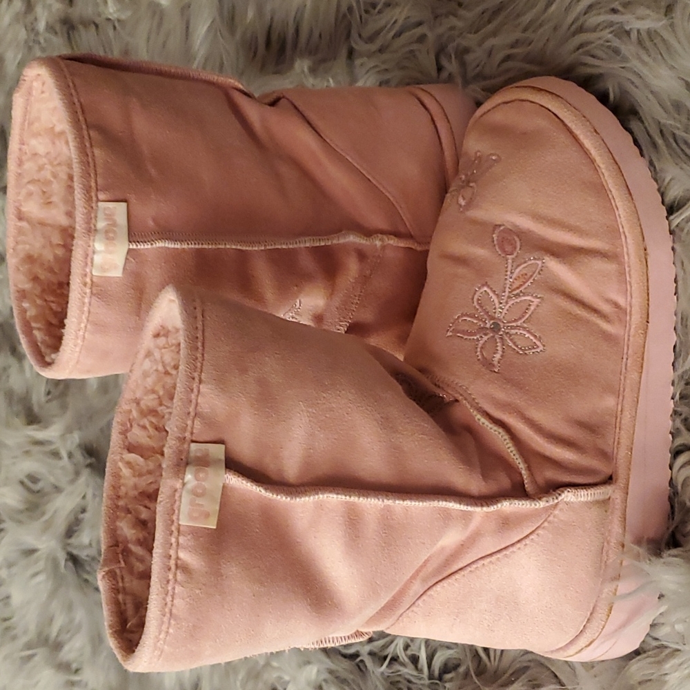 Y2K NWOT Pink Slipper/ Boots